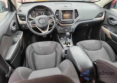 2017 Jeep Cherokee Latitude z USA, uszkodzony, nr VIN 1C4PJMCS3HW637246